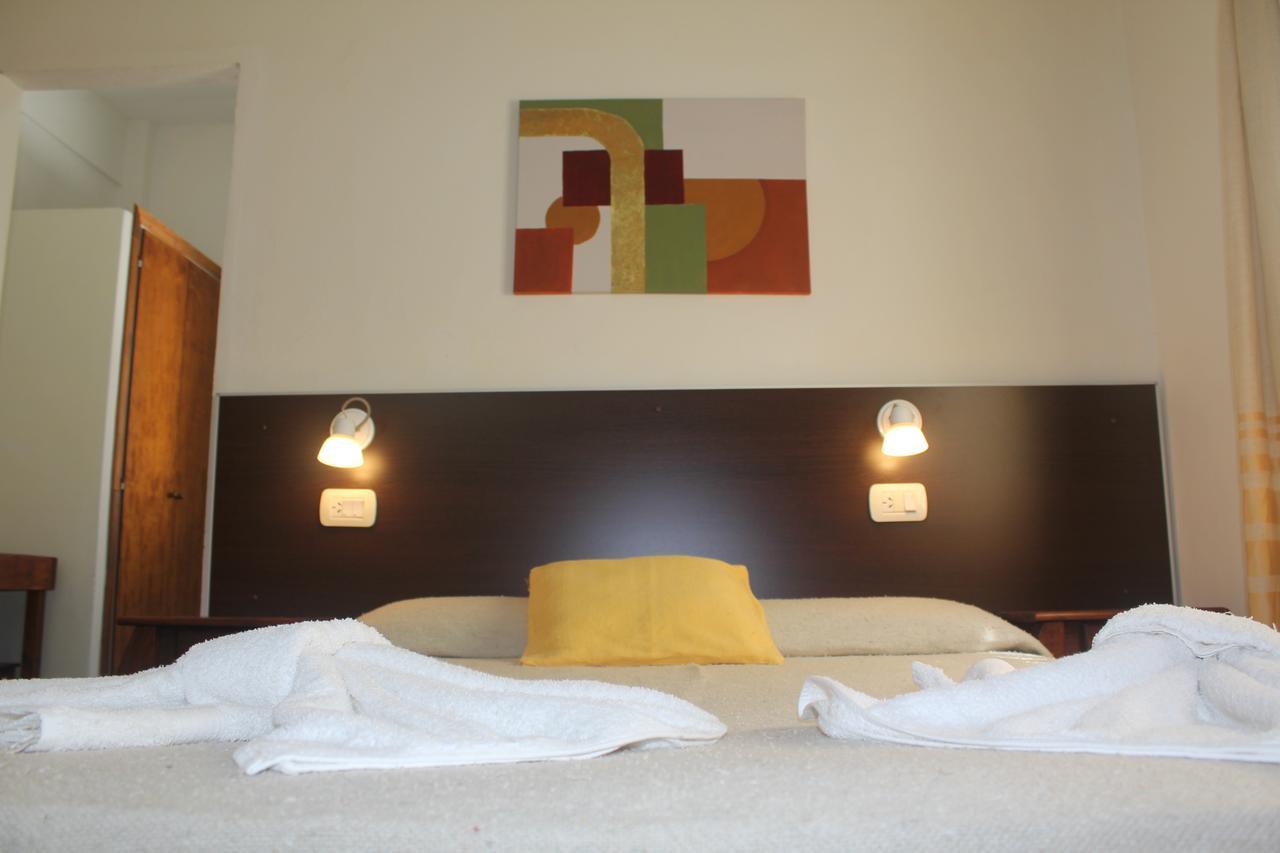 Hotel Boiano Villa Gesell Extérieur photo